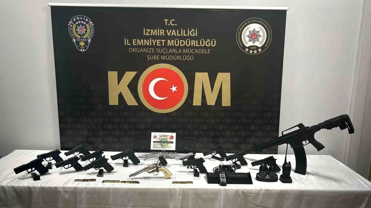 İzmir\'de suç örgütü lideri ve 5 şüpheli tutuklandı