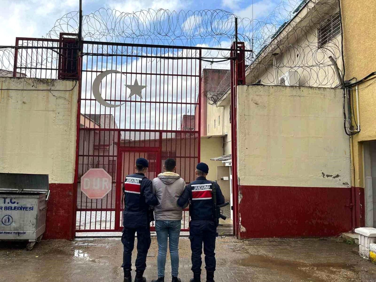 Aydın\'da yapılan operasyonda 23 şüpheli yakalandı