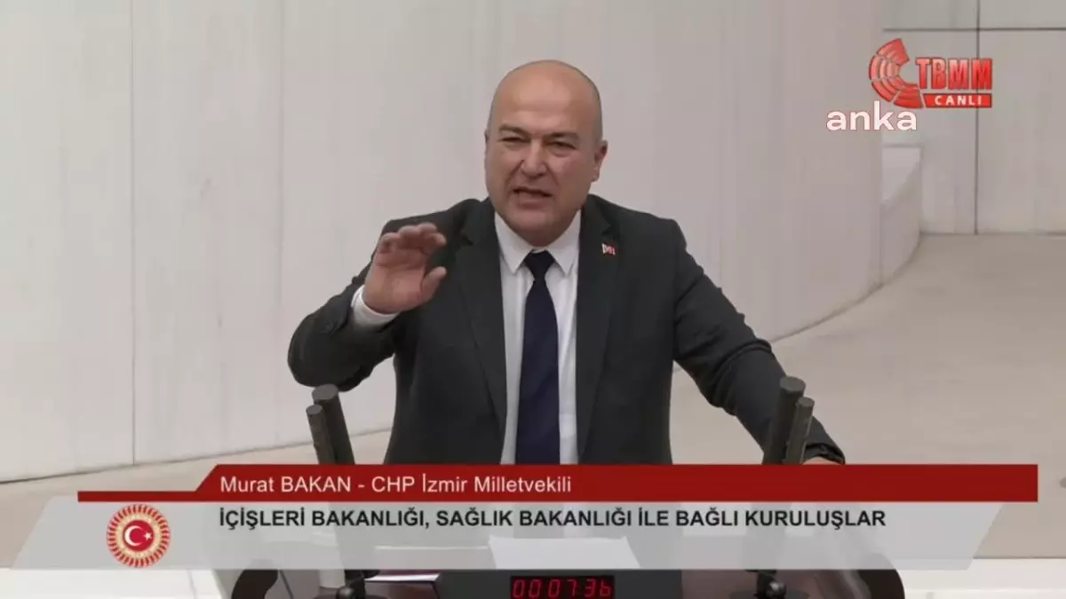 Murat Bakan\'dan, TBMM\'de Bakan Yerlikaya\'ya: "Bataklıkla Değil Sivrisineklerle Uğraşıyorsunuz"