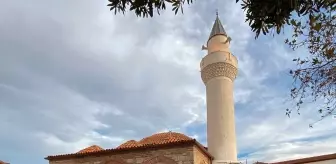 İzmir'deki 500 Yıllık Cami Restorasyonu Tamamlandı