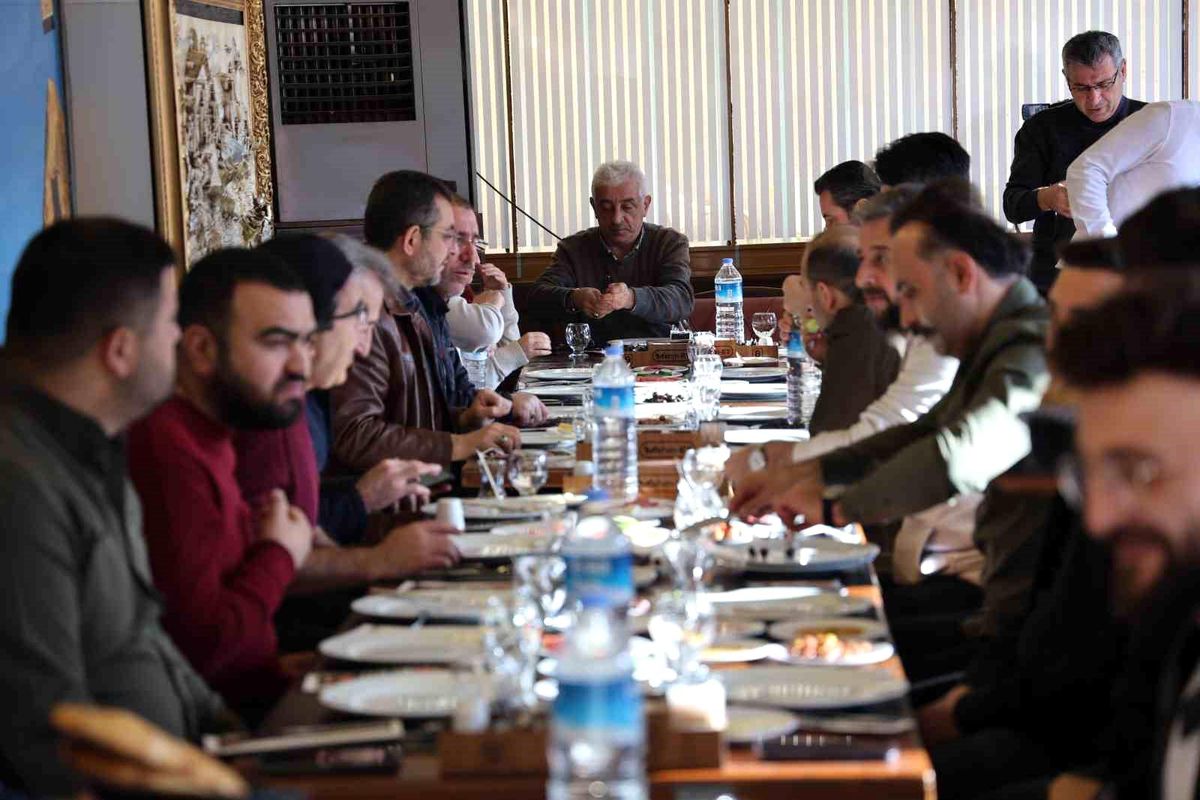 Sigorta Acenteleri Derneği Başkanı: Gri ve Mellce Sigorta\'ya el konulması acenteleri çıkmaza soktu