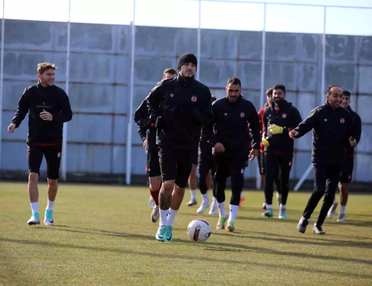 Sivasspor, Başakşehir maçı için hazırlıklarını sürdürdü