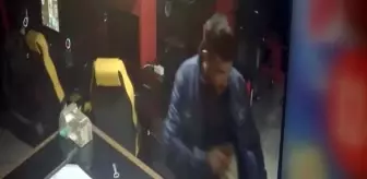İnternet kafede çocuğun bağış kumbarası çalındı, hırsız tutuklandı