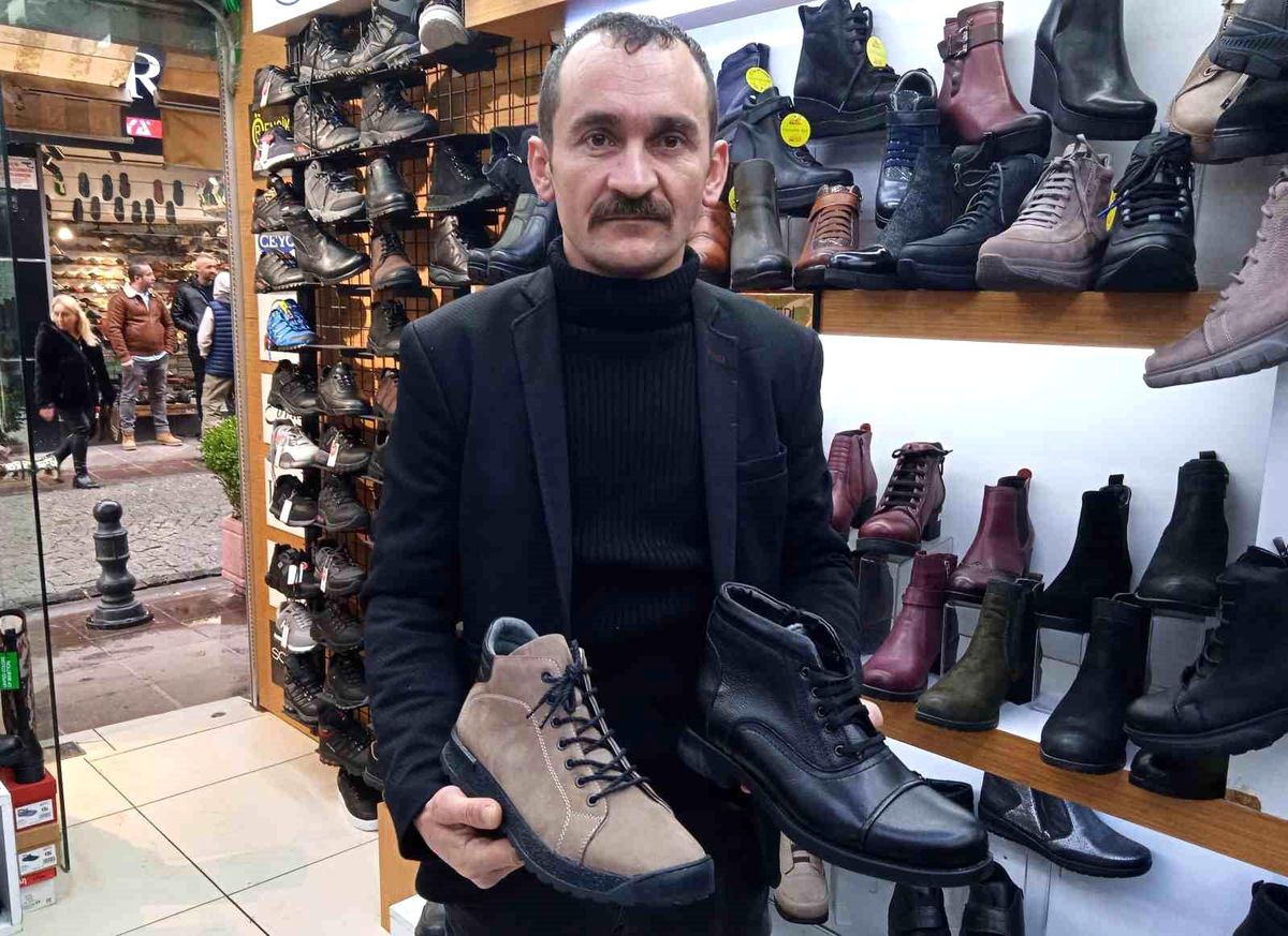 Eskişehir\'de Soğuk Hava ve Yağışlar Bot Satışlarını Artırıyor