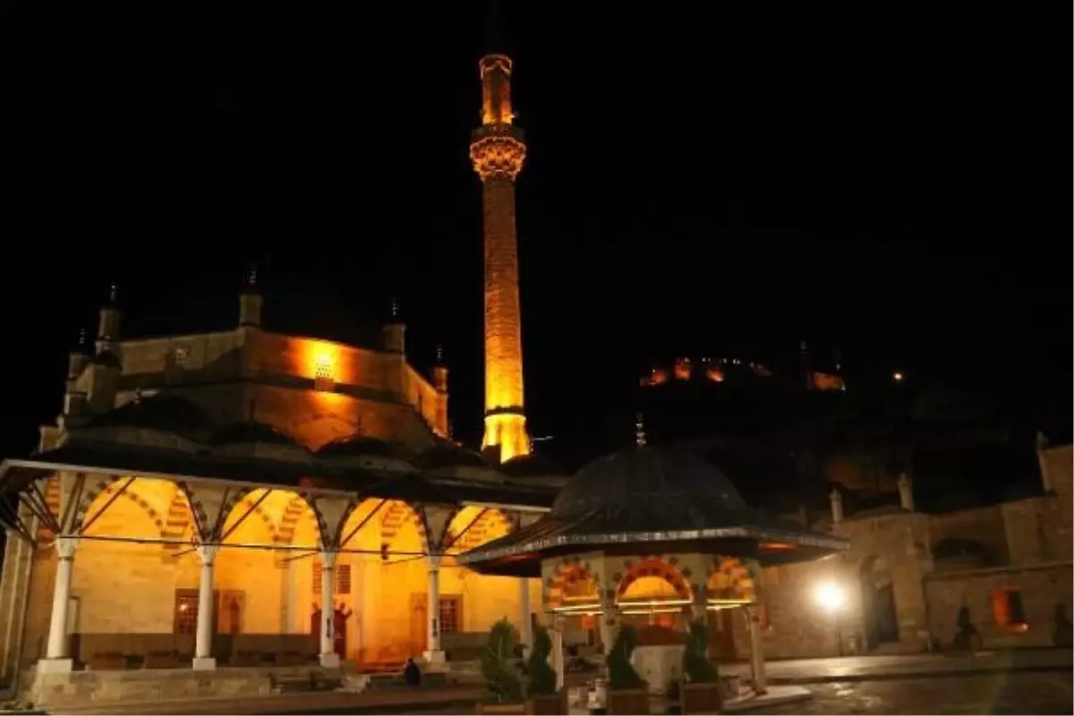 Nevşehir'deki tarihi camide hırsızlık