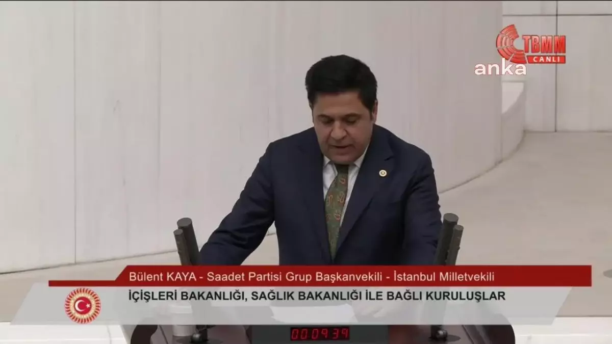 Saadet Partisi Grup Başkanvekili Bülent Kaya, AK Parti sıralarından yapılan ahlaksızca sözlere tepki gösterdi