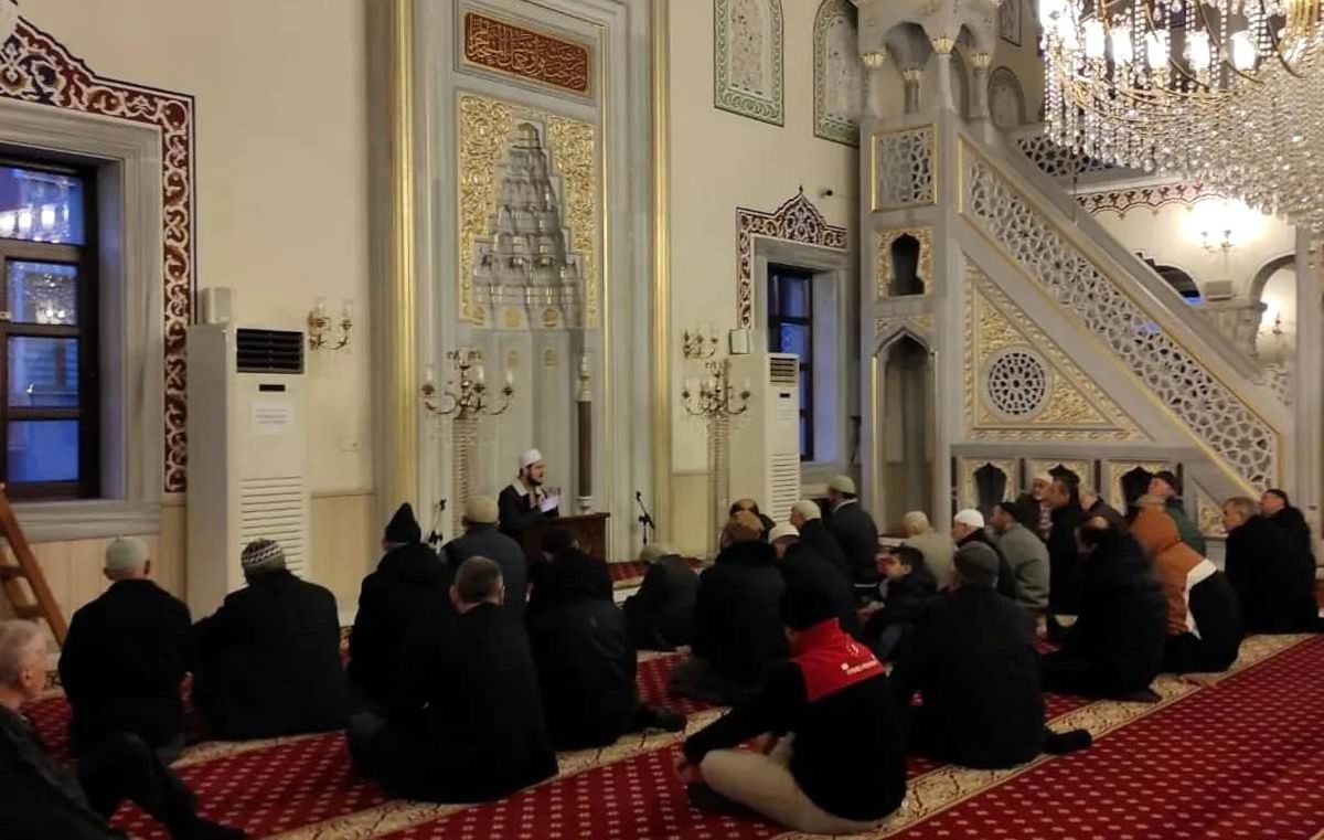 Sinop Türkeli İlçe Müftülüğü tarafından \'Ailecek Sabah Namazında Huzurda Buluşuyoruz\' programı düzenlendi
