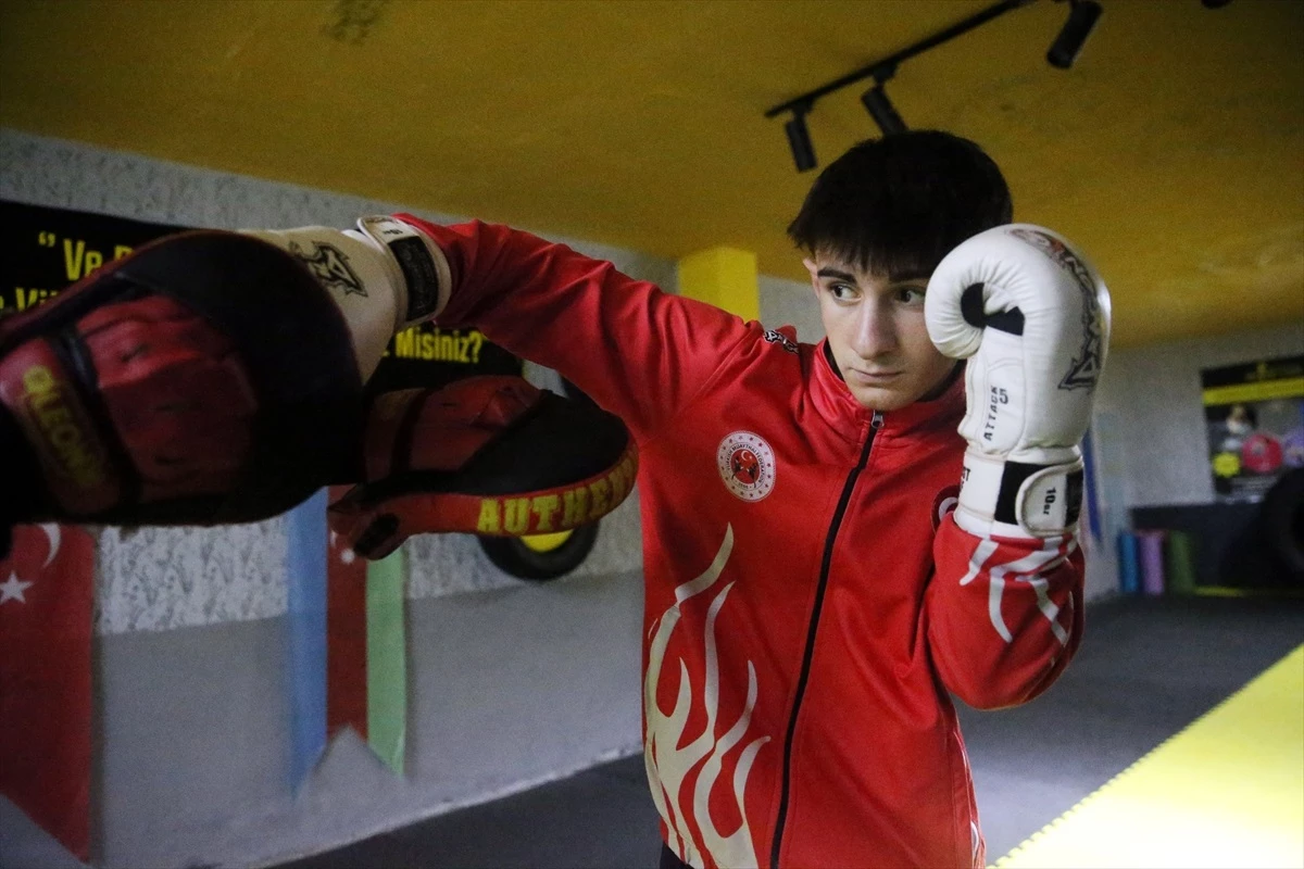 16 Yaşındaki Sporcu Hamza Eren Göksu, Avrupa ve Dünya Şampiyonu Oldu