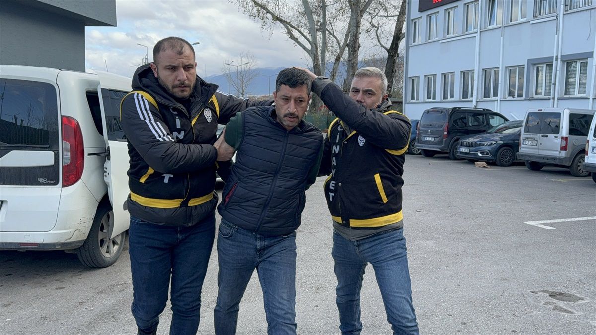 Bursa\'da eşini bıçaklayan şüpheli yakalandı