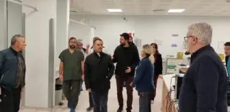 Vali Aktaş, otobüs kazasında yaralananları ziyaret etti