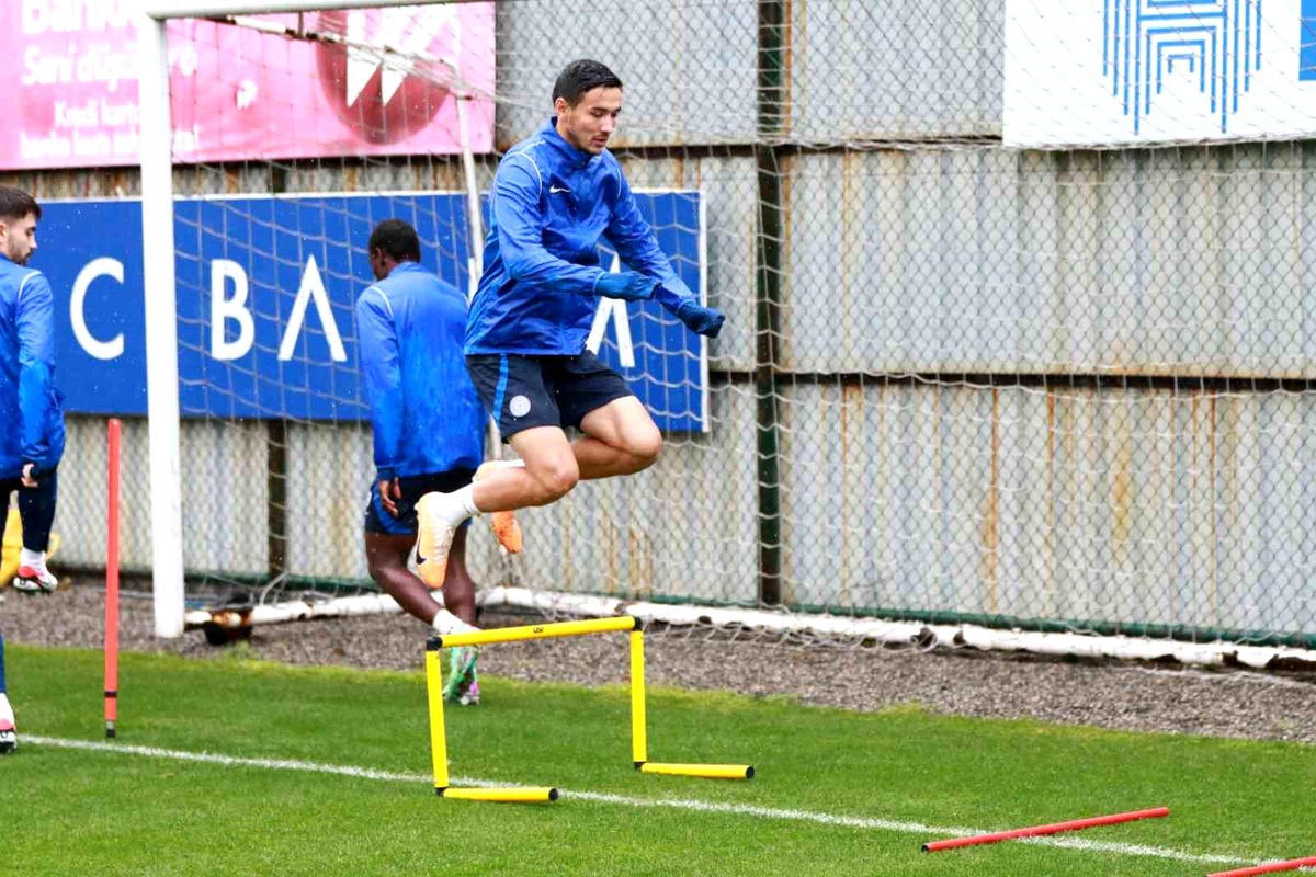 Çaykur Rizespor, Pendikspor maçı hazırlıklarını sürdürdü
