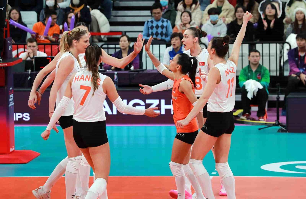 Eczacıbaşı Dynavit, FIVB Kadınlar Dünya Kulüpler Şampiyonası\'nı kazandı