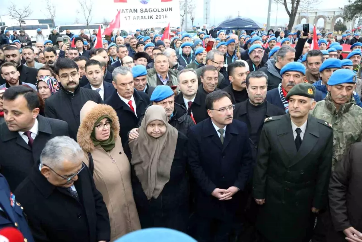 ERÜ, 17 Aralık Şehitlerini Unutmadı