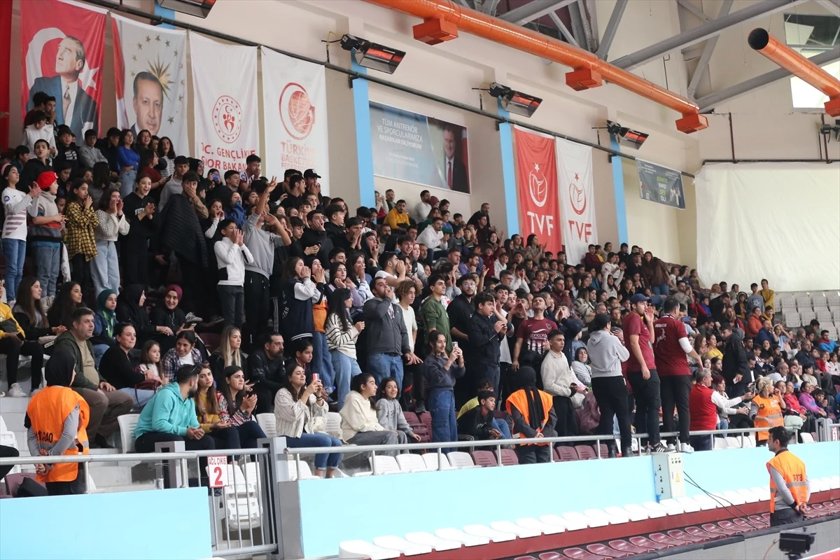 Fenerbahçe Parolapara, Hatay Büyükşehir Belediyespor\'u 3-1 yendi