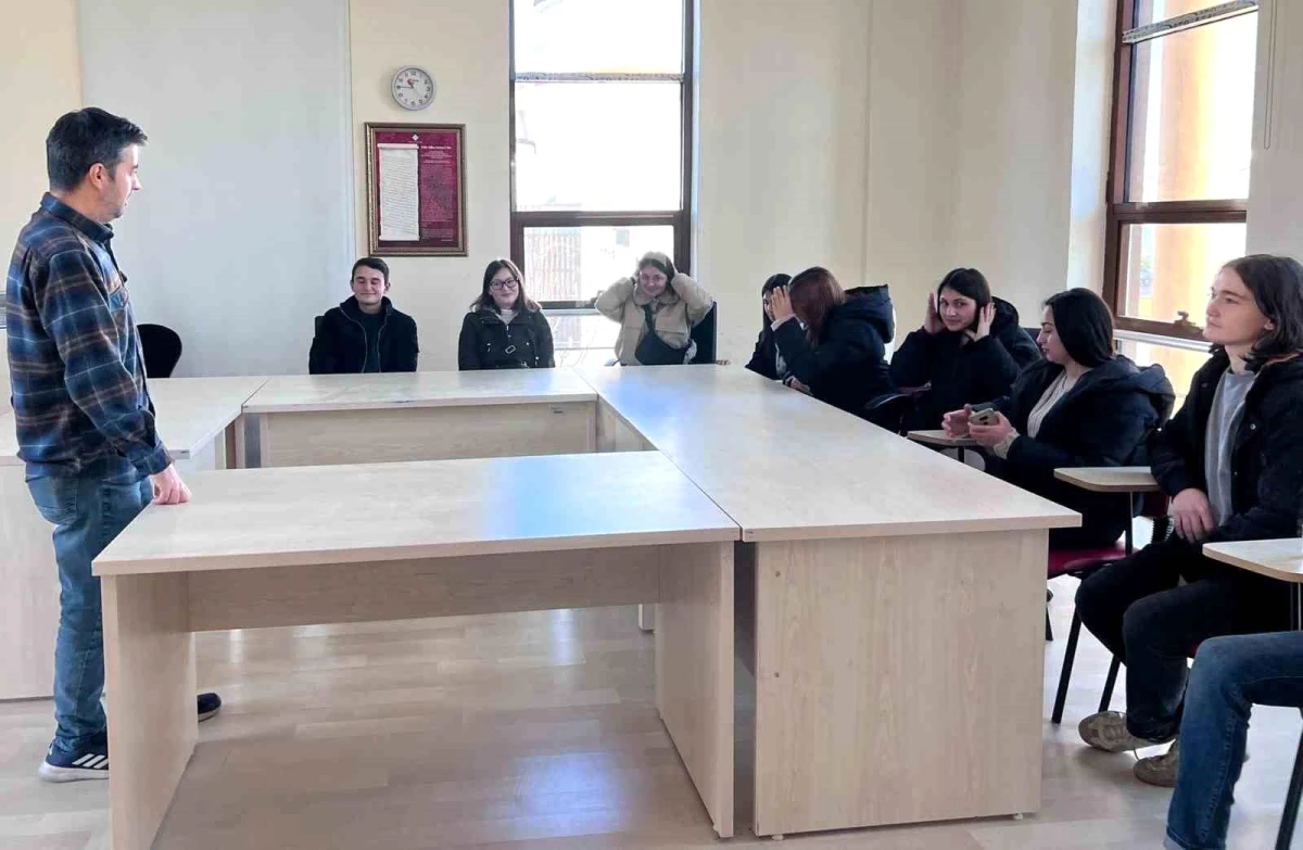 Gemerek Şehit Binbaşı Mehmet Aras Anadolu Lisesi Öğrencileri NEVÜ\'de