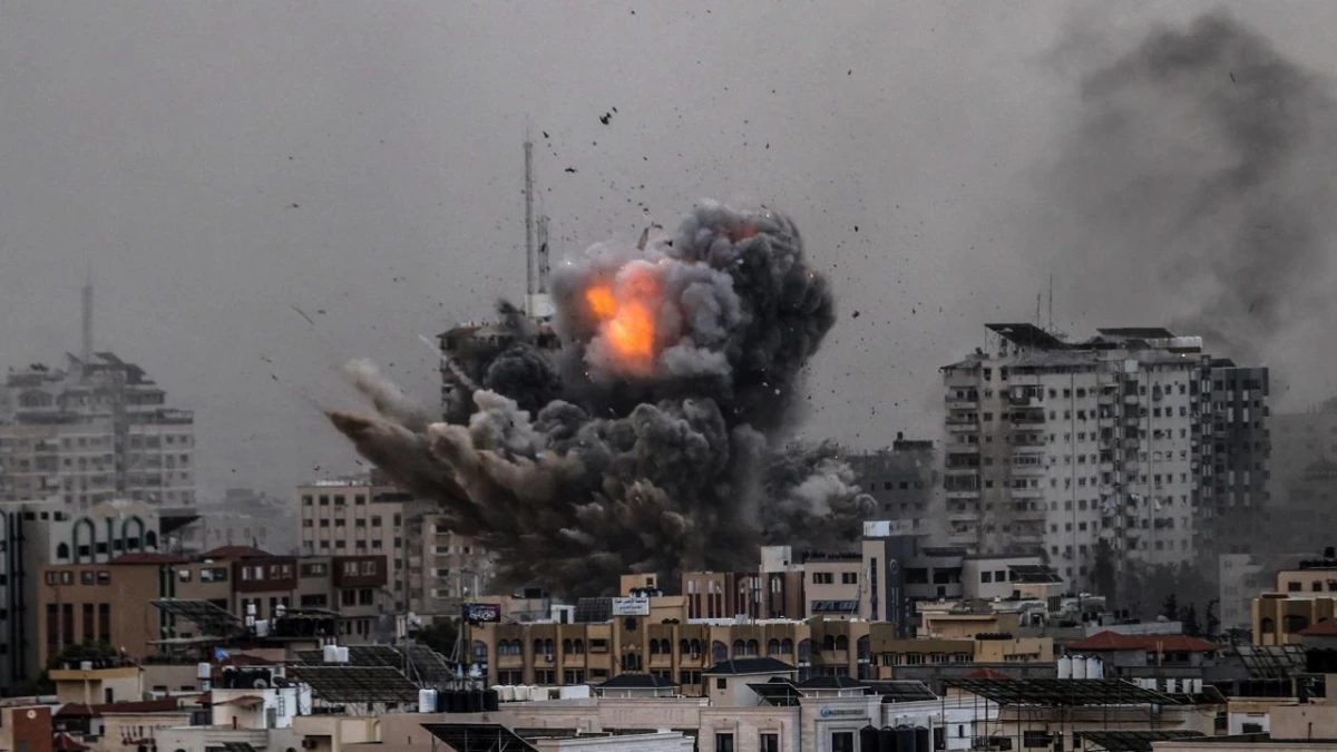 İsrail Gazze\'ye hava saldırısı düzenledi: 30 kişi can verdi