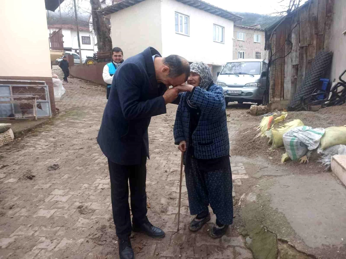 Bilecik Gölpazarı İlçe Kaymakamı köylerde halk ile buluştu