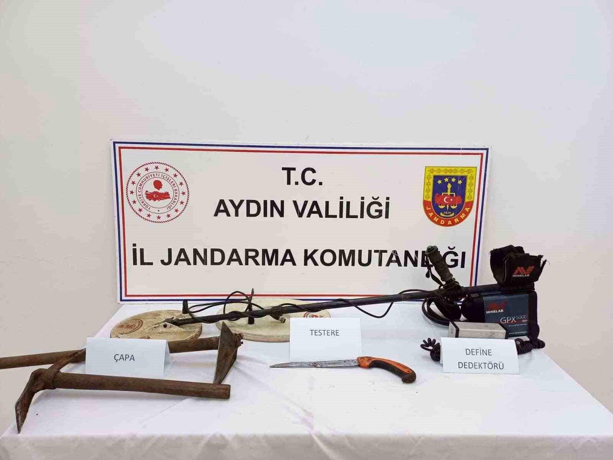 Kuşadası\'nda Kaçak Kazı Yapan Şüpheli Yakalandı