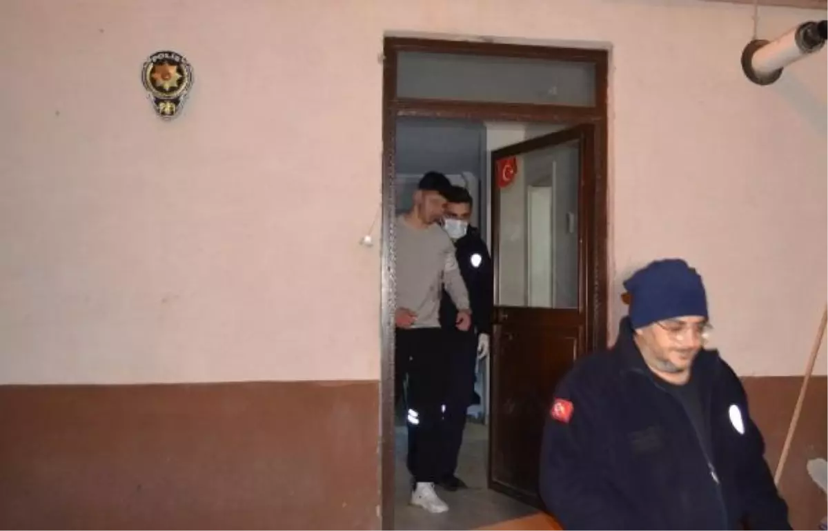 Aksaray'da sokak kavgası: Genç bıçaklandı