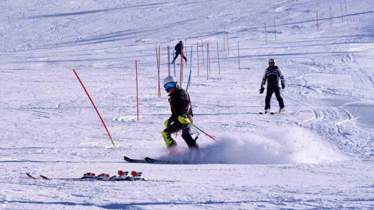 Erzurum\'da Alp Disiplini FIS-YOG Milli Takımı seçmeleri tamamlandı