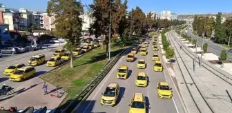 Antalya'da Taksiciler Korsan Taşımacılığı Protesto Etti