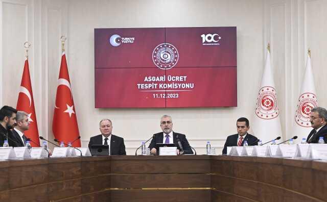 Asgari ücret toplantısının ardından Türk-İş'ten ilk açıklama: Rakam telaffuz edilmedi, şu anda bir sonuç yok