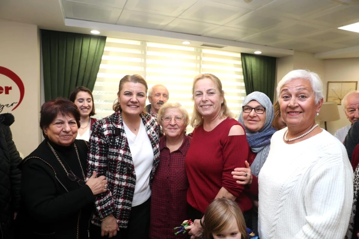 İzmit Belediye Başkanı Fatma Kaplan Hürriyet, Kuruçeşme Yaşam Merkezini Ziyaret Etti