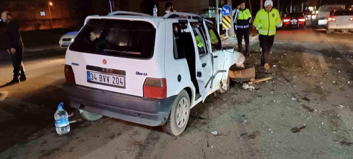 Batman\'da trafik kazası: 2 kişi yaralandı