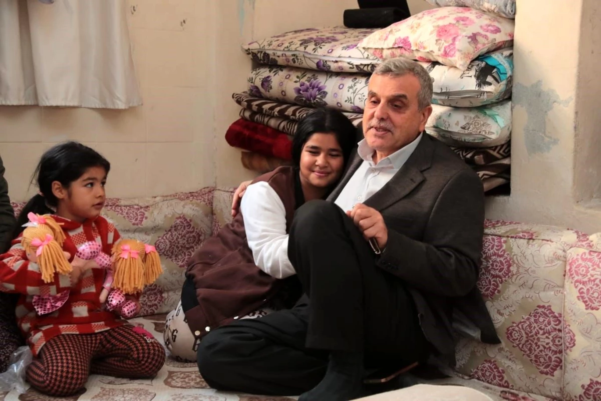 Şanlıurfa Büyükşehir Belediye Başkanı Zeynel Abidin Beyazgül, ev ziyaretlerine devam ediyor