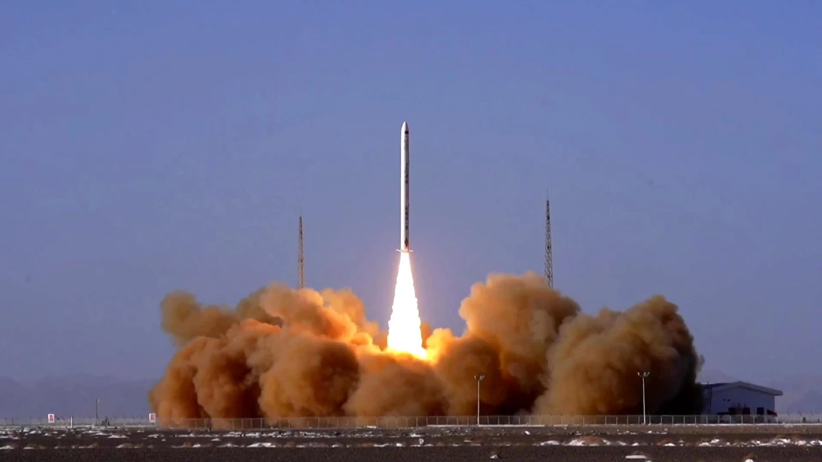 Çin, Di\'er-1 Uydusunu Uzaya Gönderdi