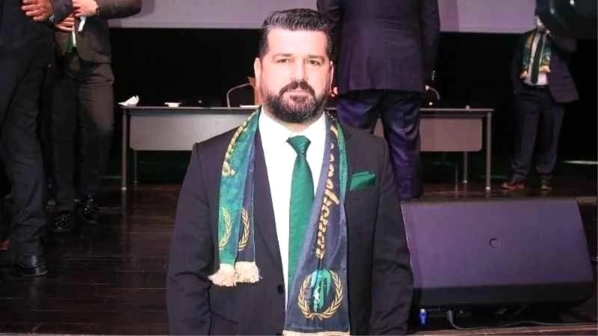 Türk kulübünde hastalık alarmı! Futbolcu bakmaya giden asbaşkan hayatını kaybetti, mevcut başkan endişeli