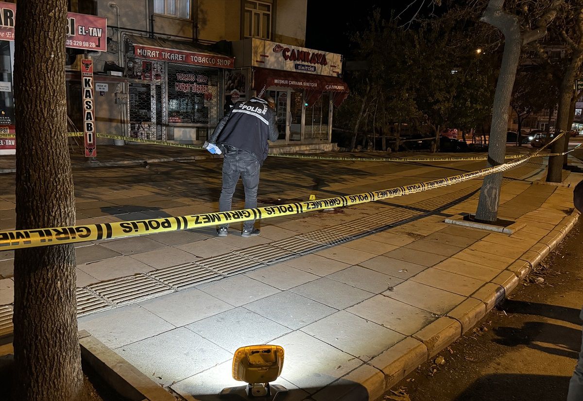 Elazığ\'da çıkan silahlı kavgalarda 2 kişi yaralandı