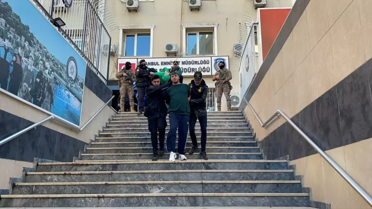 Esenler\'de silahlı saldırıya ilişkin 7 şüpheli adliyeye sevk edildi