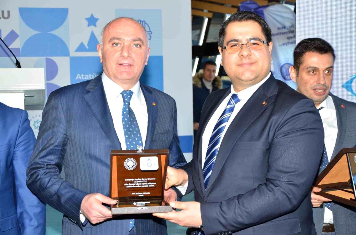 Kuzeydoğu Anadolu Kariyer Fuarı (KUDAKAF 2023) Açıldı