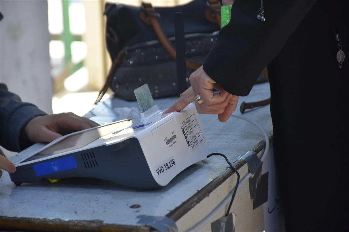 Irak\'ta yerel seçimler için sandıklar kuruldu