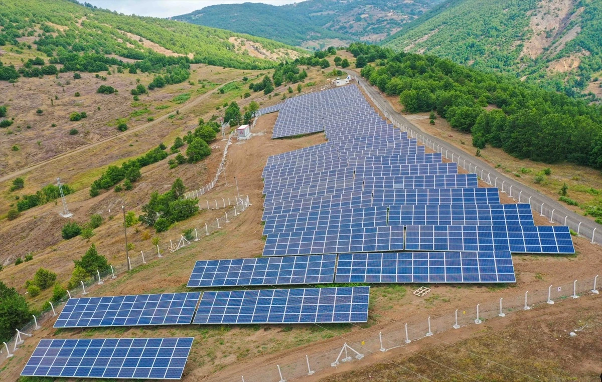 Akkuş\'ta kurulan güneş enerjisi santralinden 3,1 milyon lira gelir elde edildi