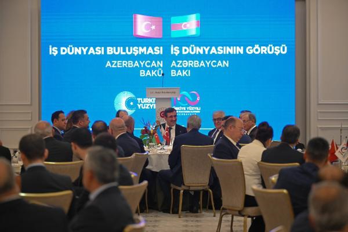 Cumhurbaşkanı Yardımcısı Yılmaz, Azerbaycan\'da İş Dünyası Buluşması\'na katıldı