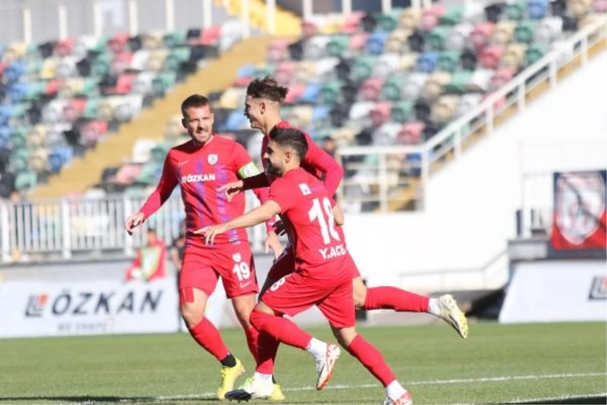 Altınordu, Karacabey Belediyespor\'u 3-0 mağlup etti