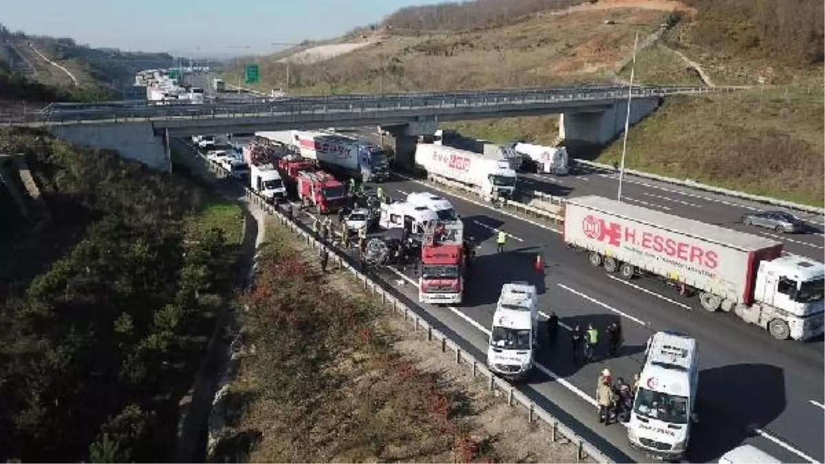 Kuzey Marmara Otoyolu\'nda kaza: 2\'si ağır 6 yaralı