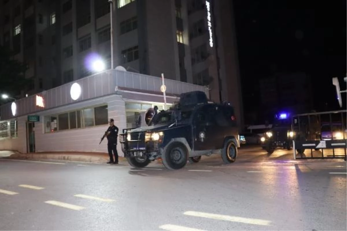 Mersin\'de yasa dışı bahis operasyonu: 16 gözaltı