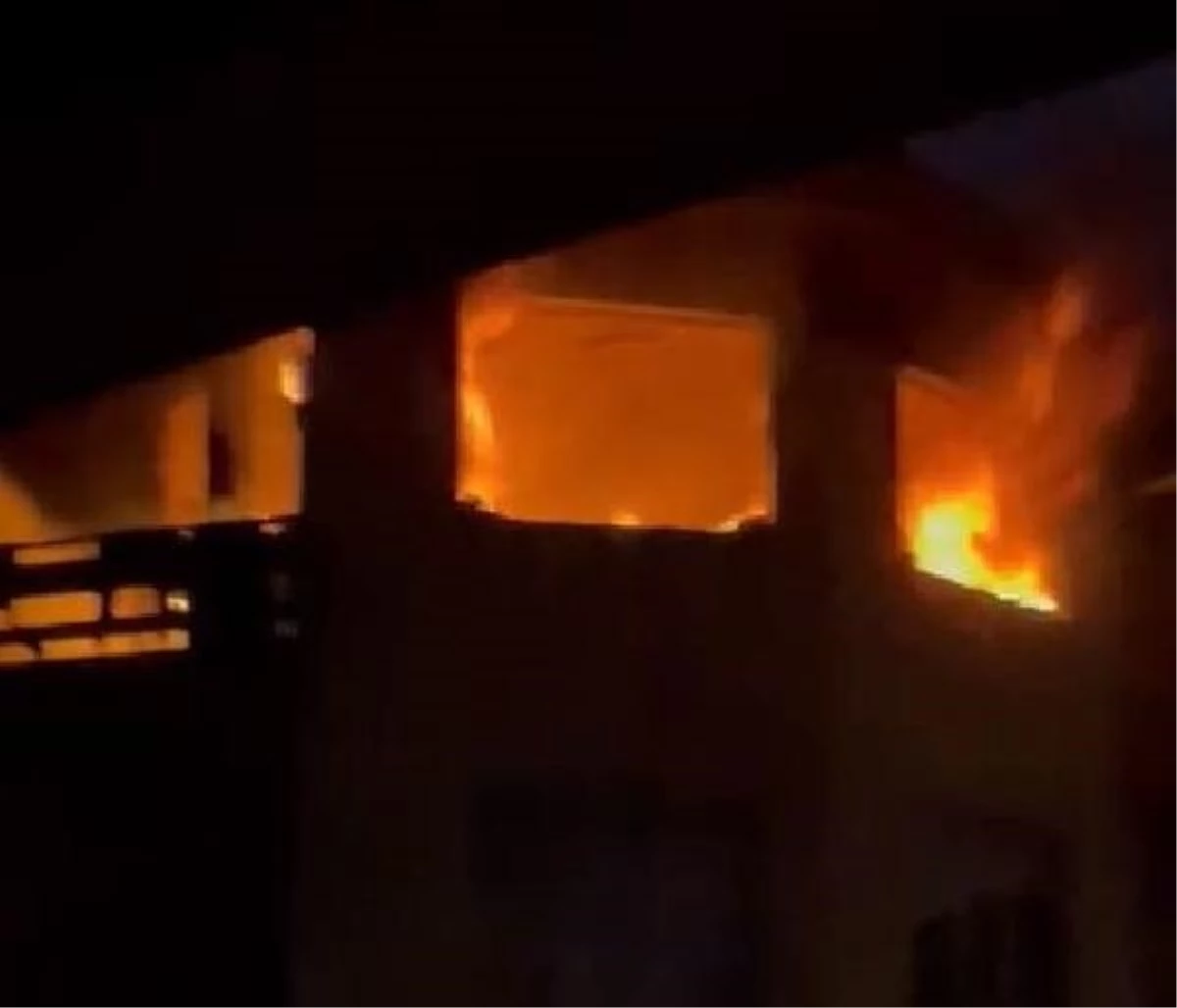 Adapazarı\'nda Suriyeli ailenin yaşadığı dairede yangın çıktı