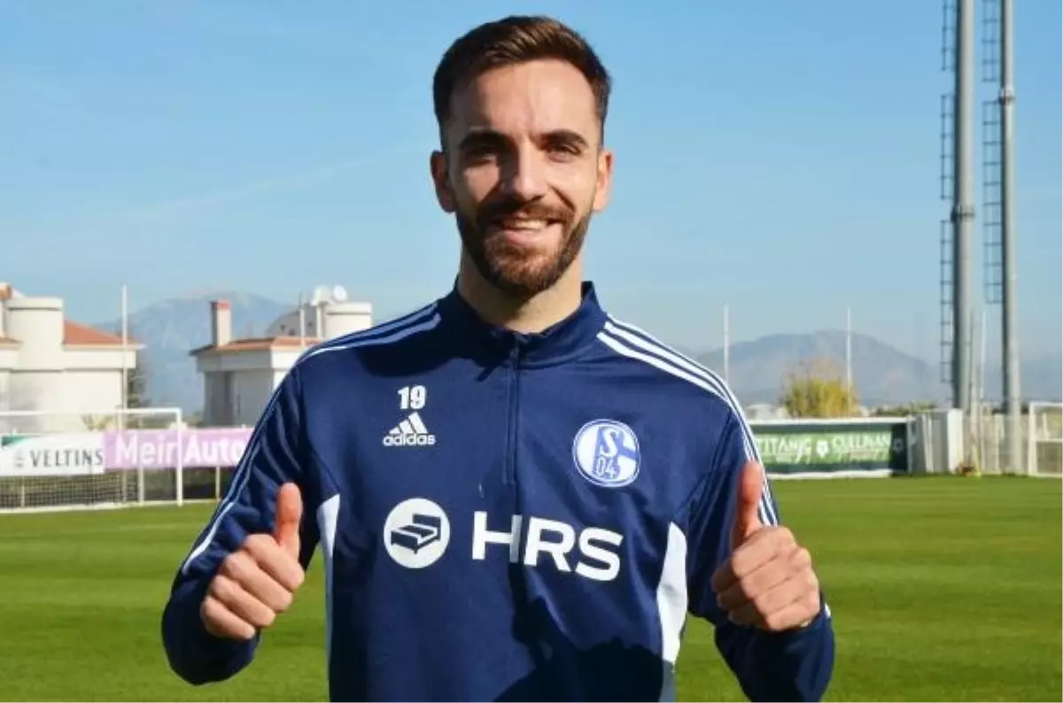 Kenan Karaman, Schalke 04\'te dikkat çekiyor