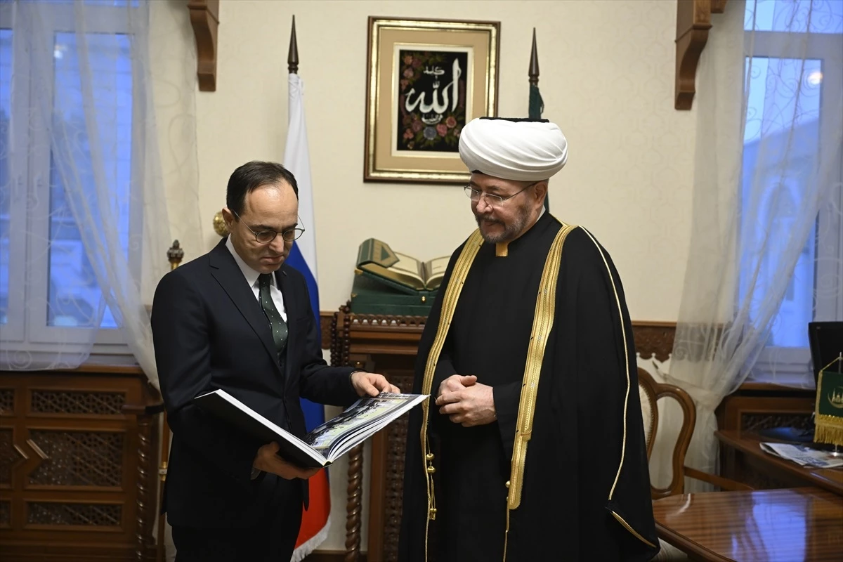Türkiye\'nin Moskova Büyükelçisi Bilgiç, Rusya Müslümanları Dini İdaresini ziyaret etti