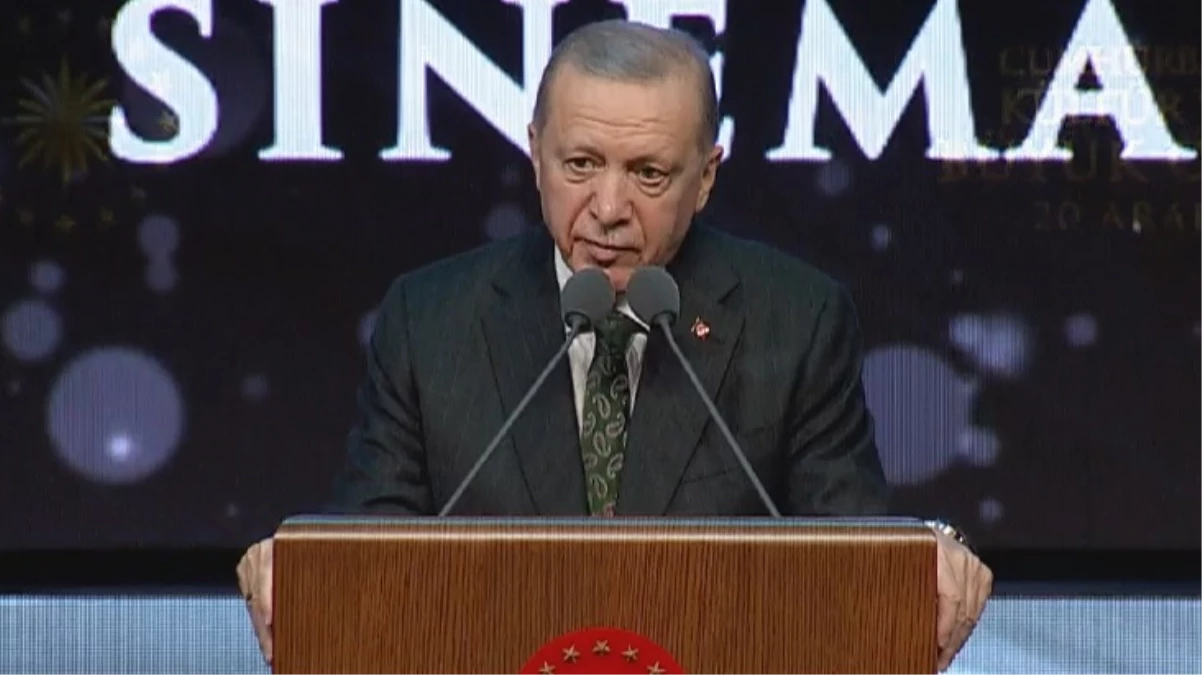 Cumhurbaşkanı Erdoğan, \'\'Cumhurbaşkanlığı Kültür Sanat Büyük Ödülleri\'\' törenine katıldı
