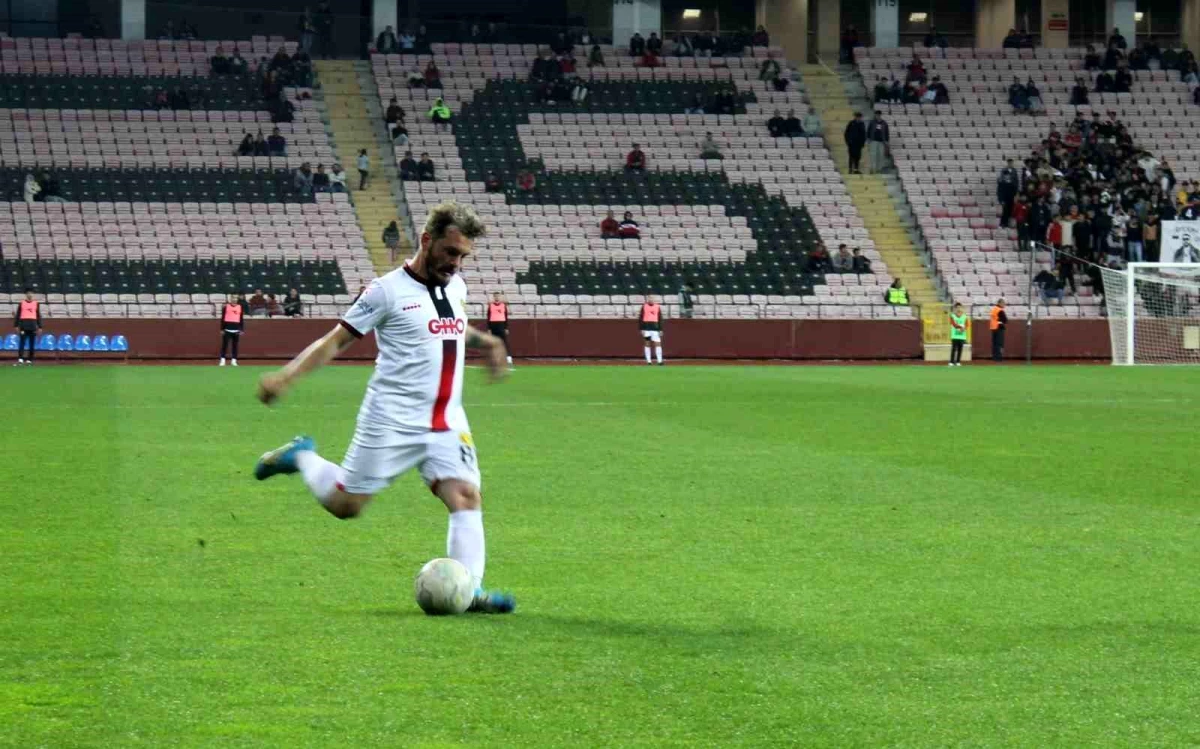 Eskişehirsporlu Barış Memiş 3. saniyede gol attı