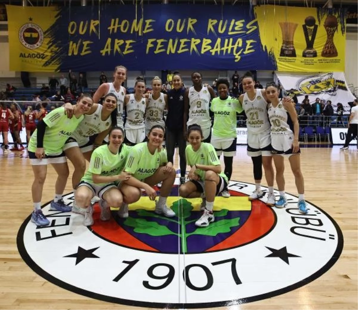 Fenerbahçe Kadın Basketbol Takımı, Casademont Zaragoza\'yı mağlup etti