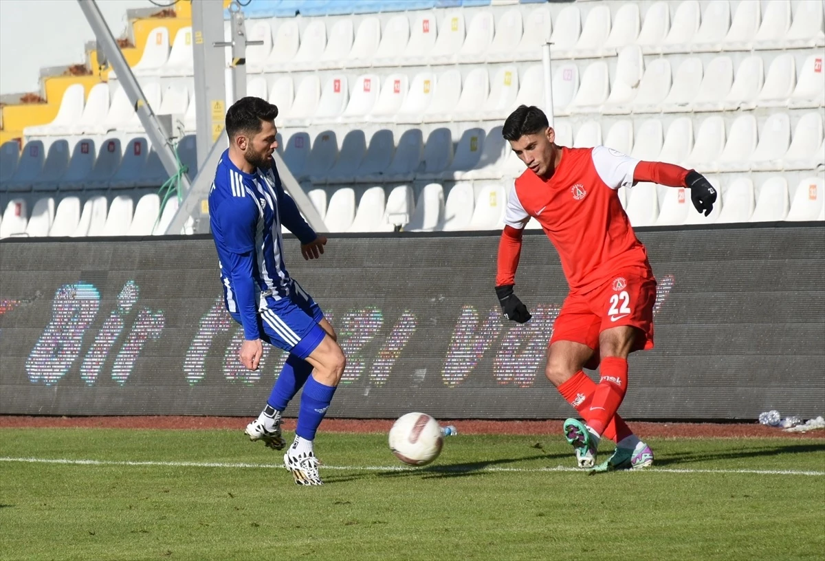 Erzurumspor FK ile Ümraniyespor 1-1 berabere kaldı