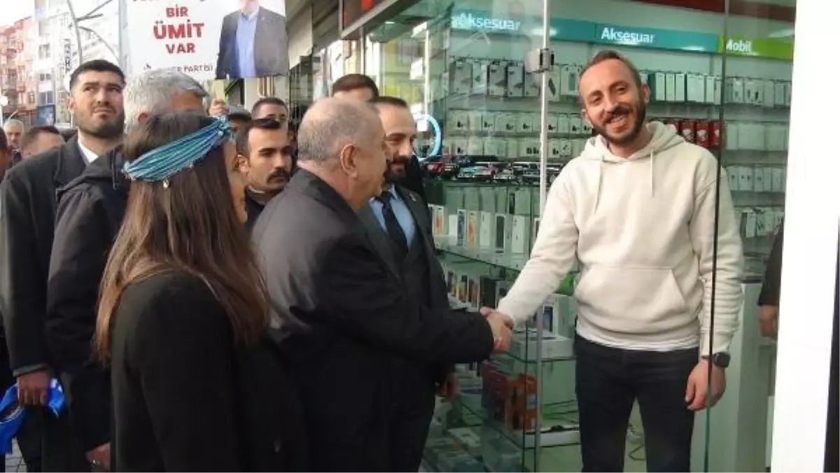 Ümit Özdağ İstanbullulara seslendi: Şehrinize sahip çıkın