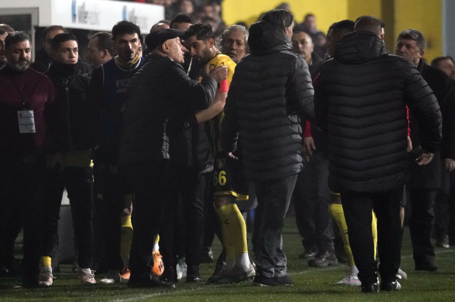 Takımı sahadan çeken İstanbulspor başkanı sessizliğini bozdu
