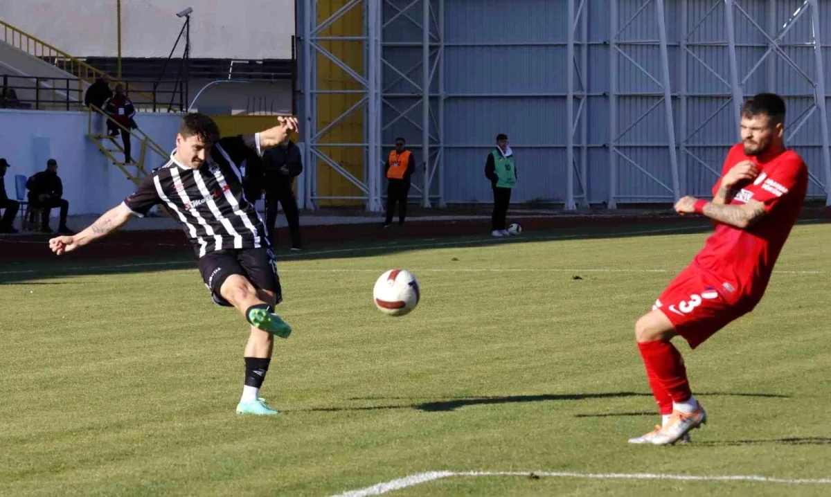 68 Aksaray Belediyespor ile Düzcespor 0-0 berabere kaldı